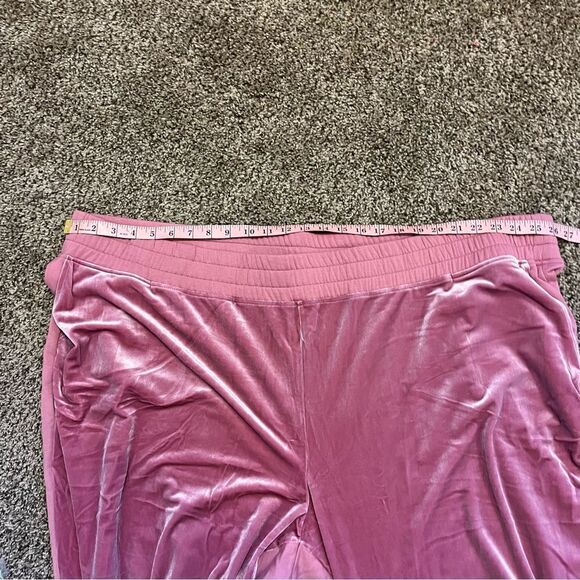 NWOT All Worthy Hunter McGrady Mixed Media Velvet Jogger - Picture 6 of 10